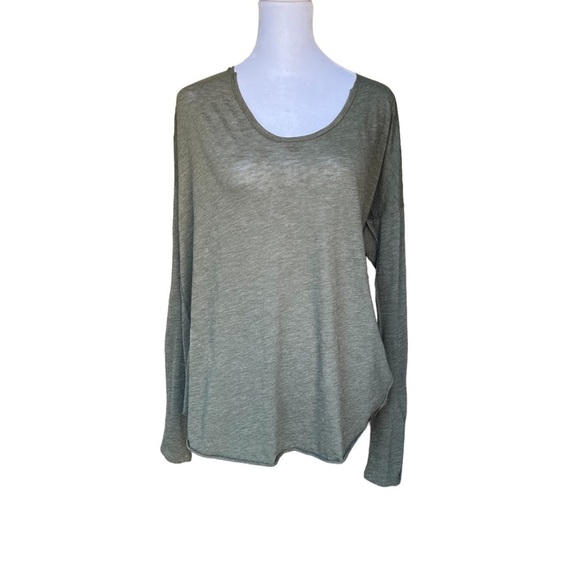 We The Free - Long Sleeve Flowy Green Shirt with Button Sleeve Detail Sz Small - Picture 1 of 6